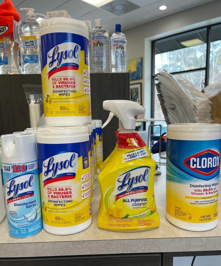 Lysol Wipes Available at 501 Pharmacy